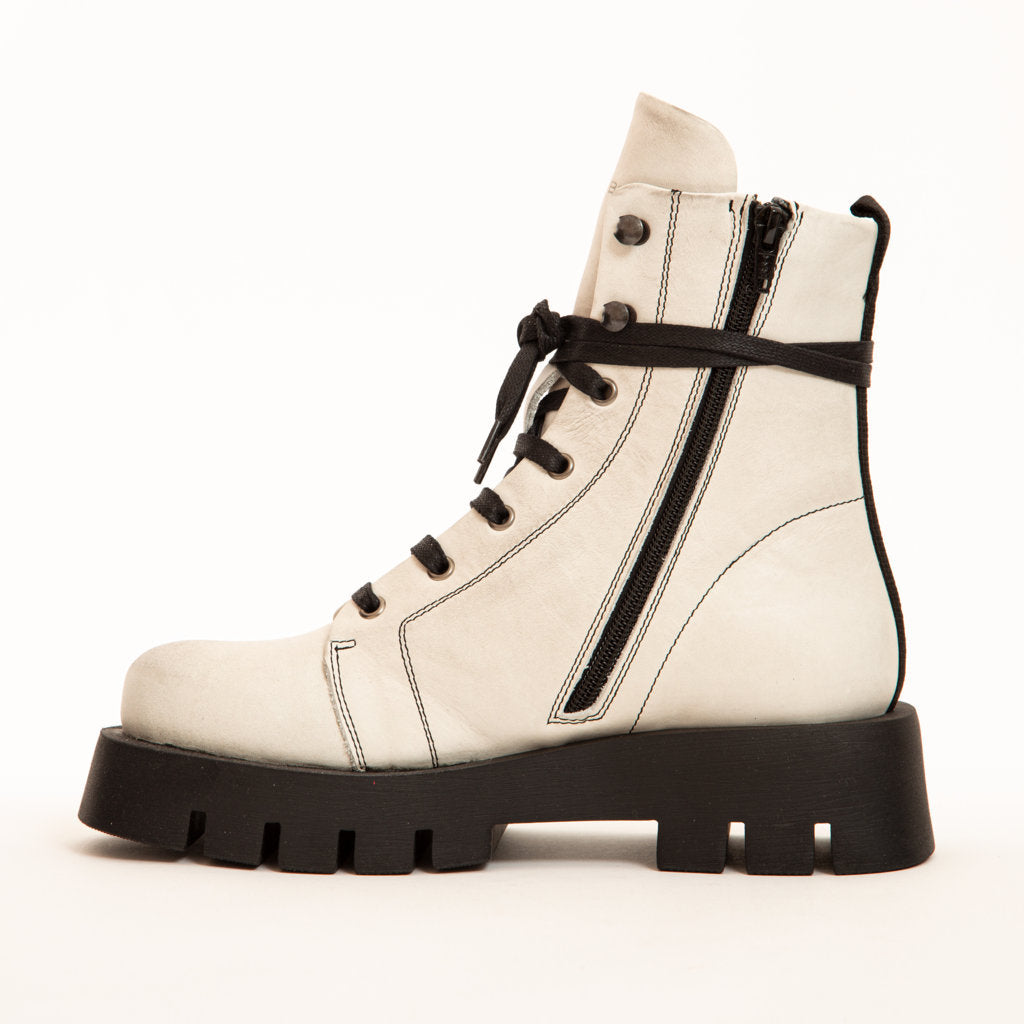 NUKI OFF WHITE