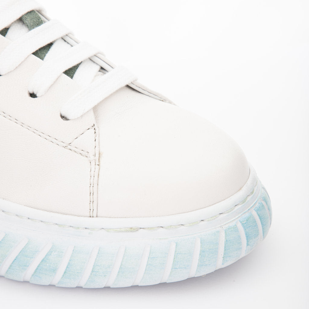 ZOE R LIGHT BLUE