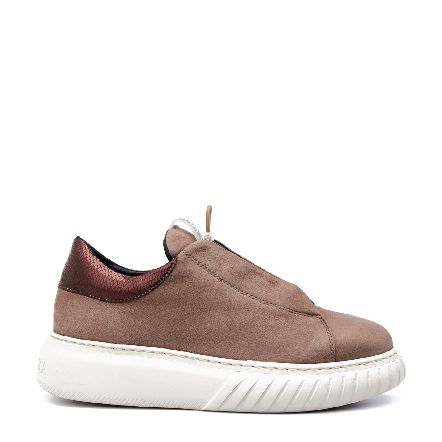 LIBI 24 PECAN