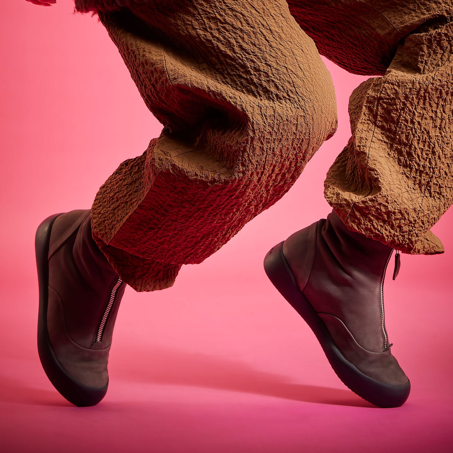 SWAY SUEDE SMOG