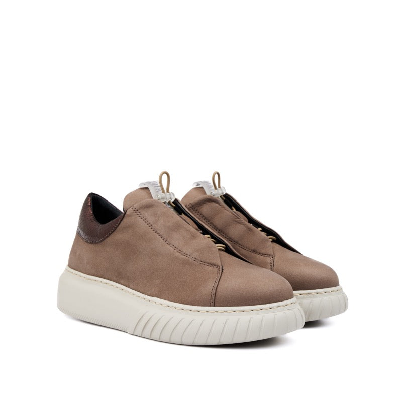 LIBI 24 PECAN