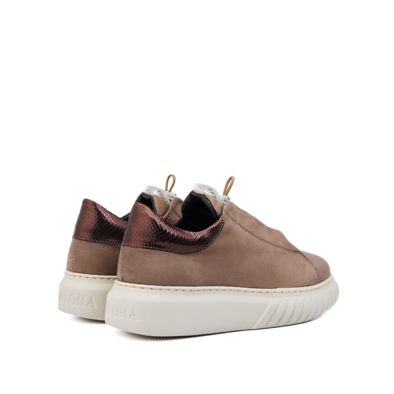 LIBI 24 PECAN