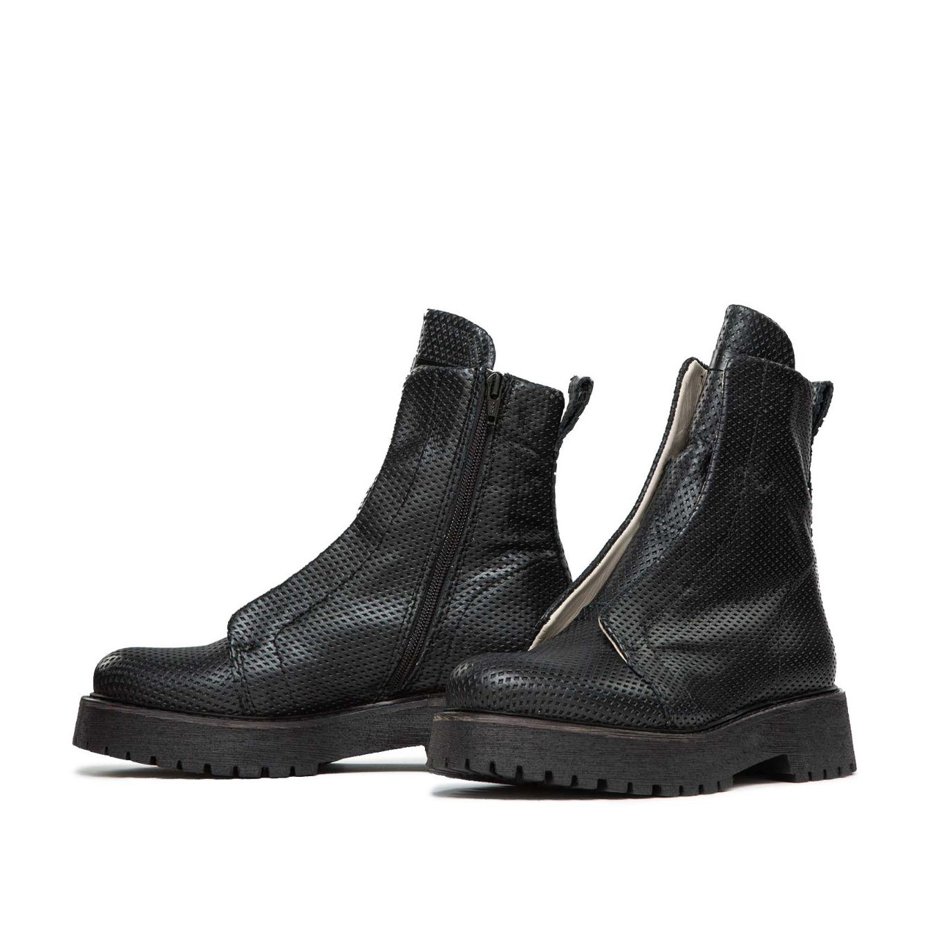 KUNI NO LACE KITE BLACK BY CORAZZA