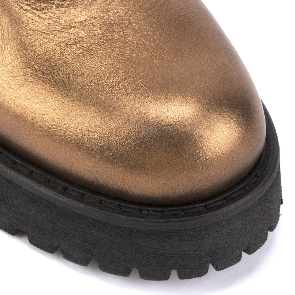 SCORPIO MART BLACK/BLACK SILK NUT