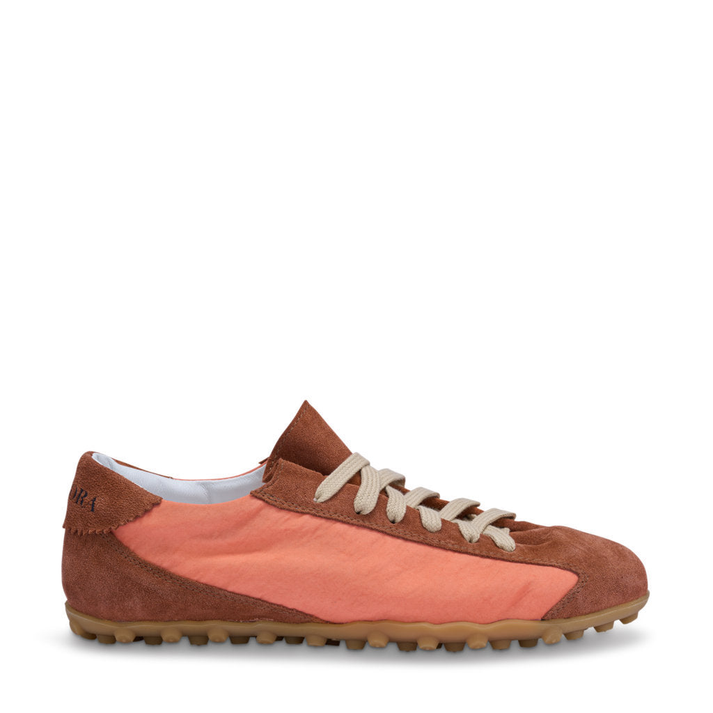 PLAY SUEDE BRICK