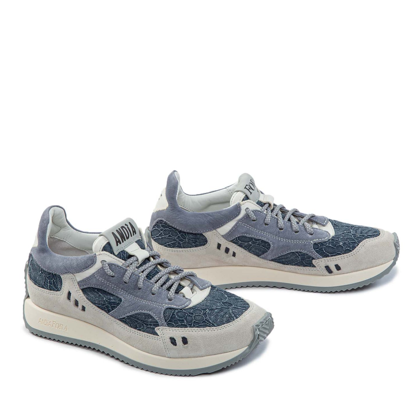 HOTY FLOWERS in camoscio blu CR